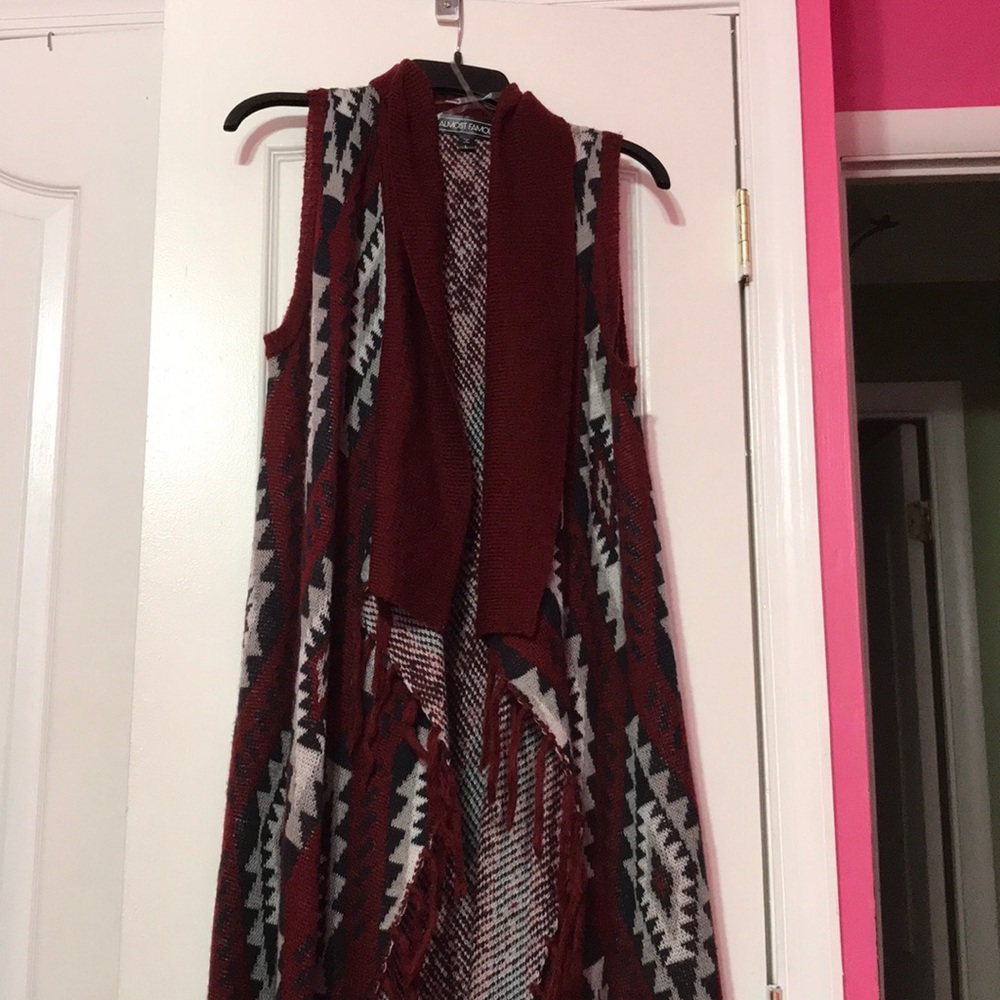 Sleeveless long cardigan